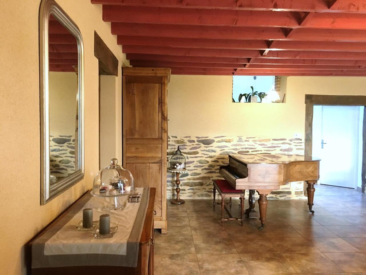 مبيت وإفطار Chavagne Domaine De La Fontaine المظهر الخارجي الصورة